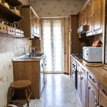 Apartment Casa Maresa Family House Metro A *