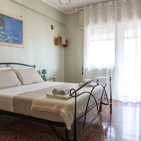 Casa Maresa Family House Metro A Apartment *